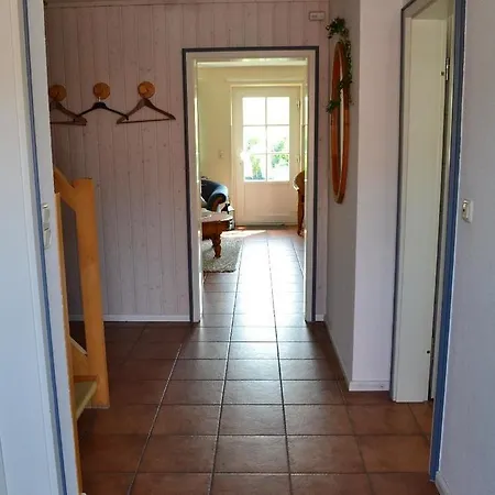 Apartamento Landhaus-Am-Deich-Wohnung-Moewe *